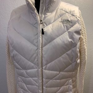 Womens 550 Northface Vest Iridescent White Size large